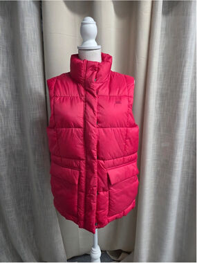 Levi's Quilted Puffer Vest Barbiecore Gorpcore Bimbo Core Y2k Streetwear